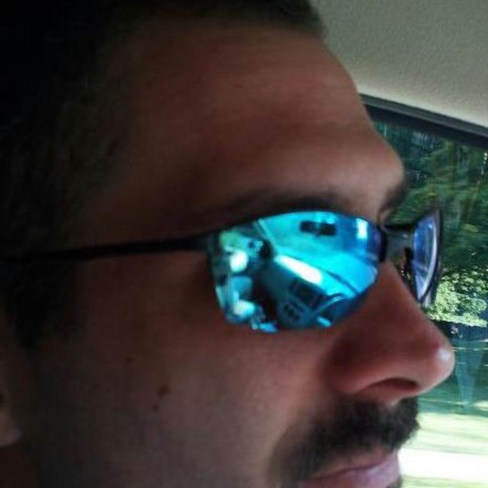 Meet your Posher, Scott